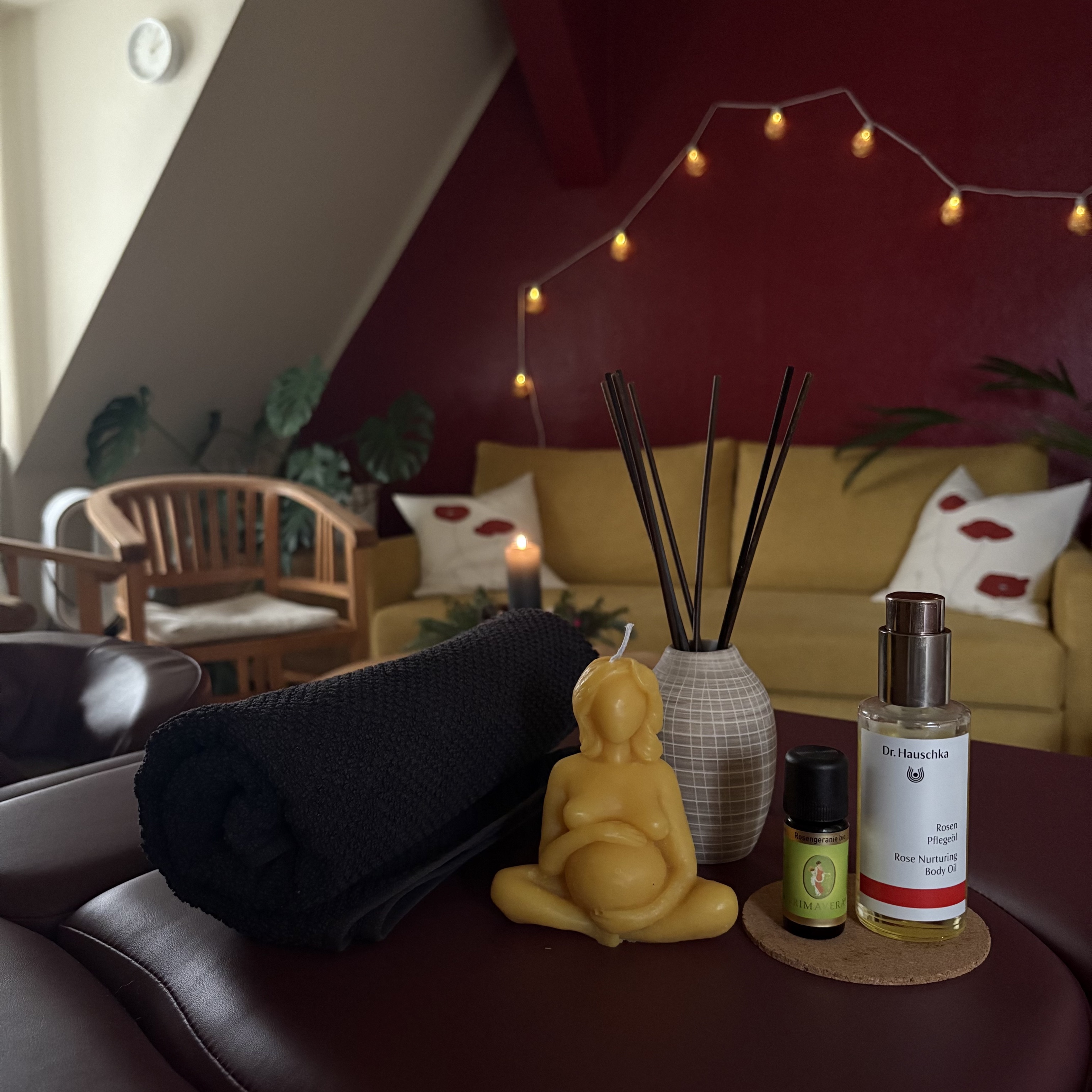 Massage im goldenen Salon